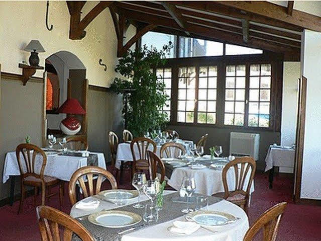 Bergerie Du Chateau - Marival 2*